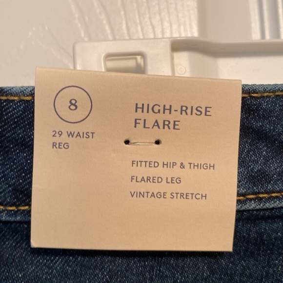 Brand New Universal Thread High-Rise Flare Jeans…size 8 - Picture 7 of 8
